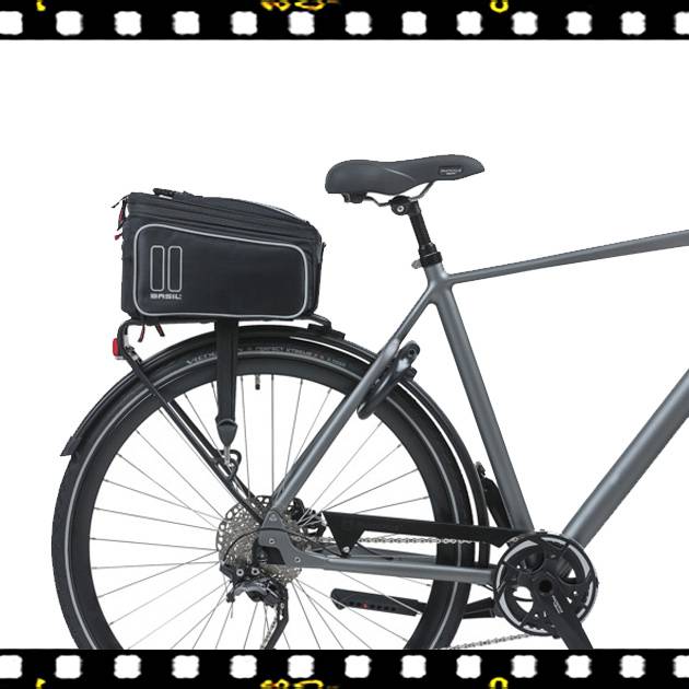 basil sport design biciklis csomagtartó táska kerékpáron